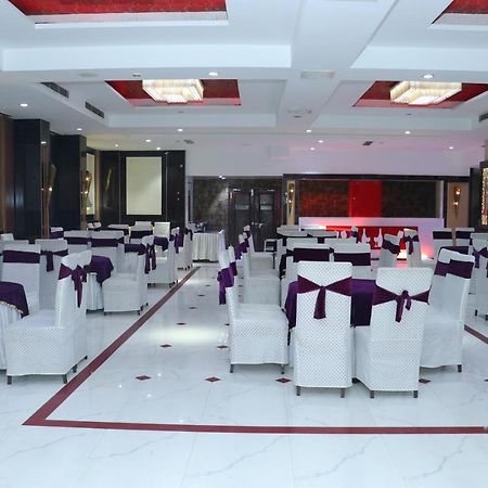 Hotel Nagpal Regency Ludhiana Esterno foto